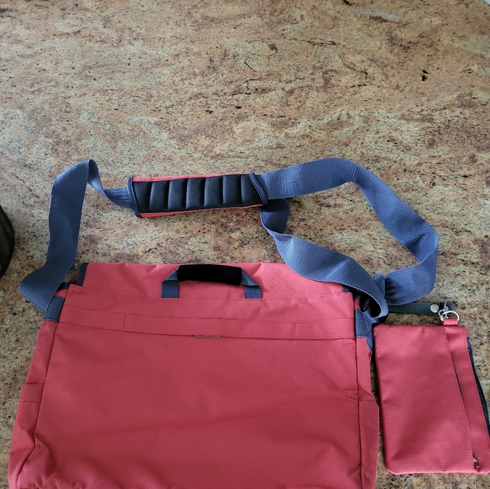 Bags - Picture 2 of 4